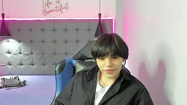 Sylasfrost Live XXX Chat