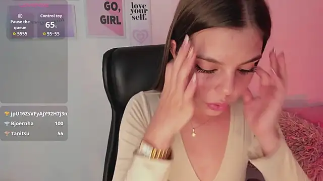 แชท XXX สดของ LanaJones_