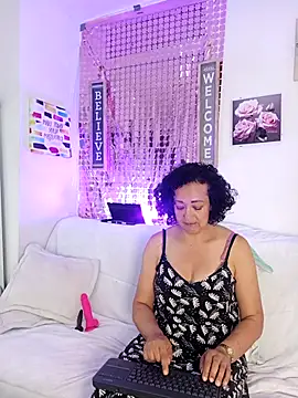 แชท XXX สดของ AdeleNasty