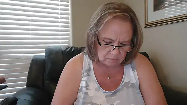 BustyAnnie's Webcam Show