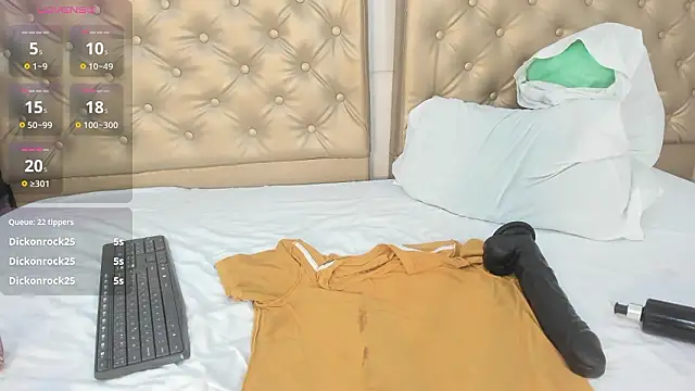 XXX chat uživo modela Alessiiaa_