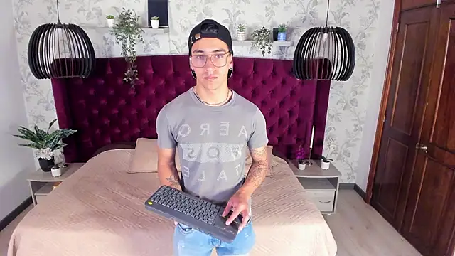 Živý XXX chat Andy_Joy_