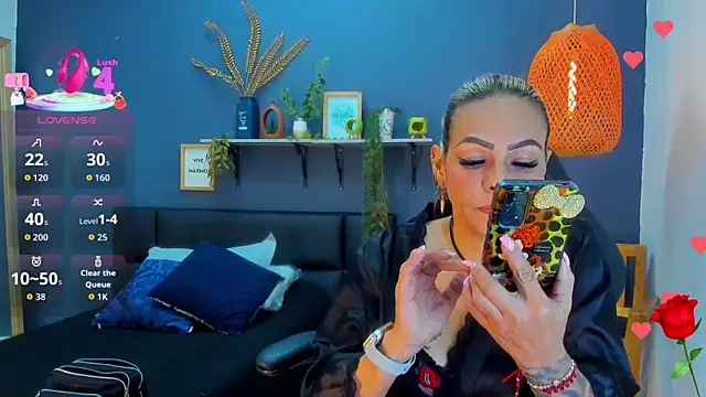 yessila_parker Chat XXX live