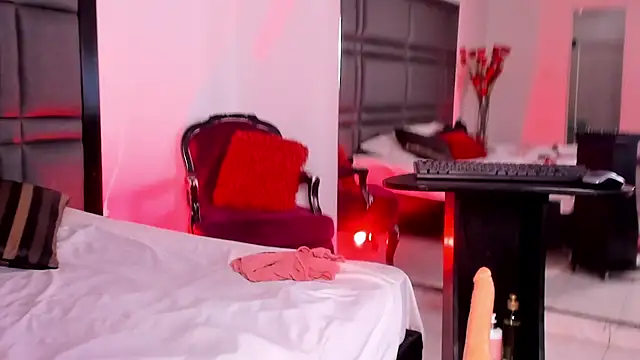 Chat +18 de SaraDreamss ao vivo