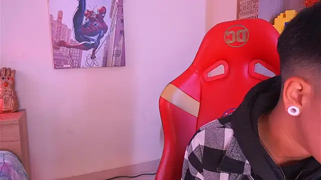 tommy_blue: απευθείας συνομιλία ΧΧΧ