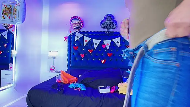 XXX chat uživo modela Velora_nigth