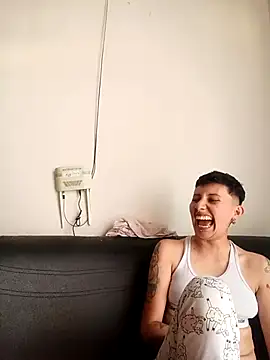 Chat +18 de Mei_and_Gaby ao vivo