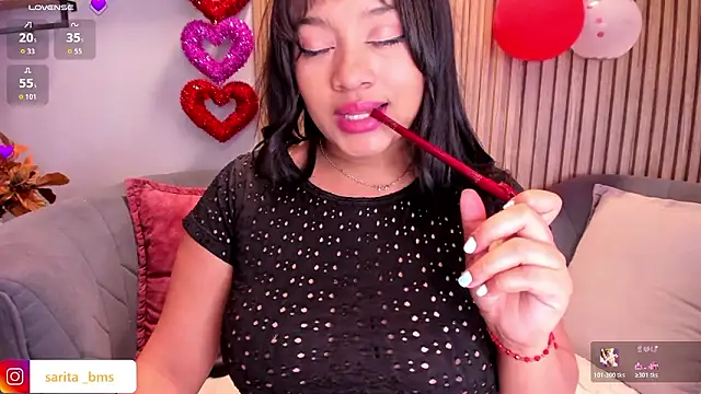 Chat XXX en directo de Sariitaa_