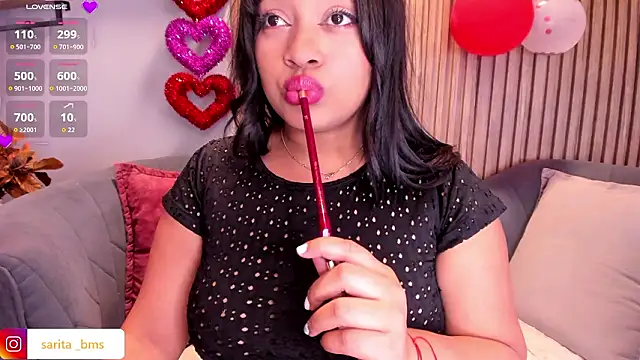 Chat XXX en directo de Sariitaa_