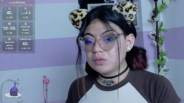 Catwhite_'s Live XXX Chat