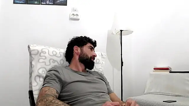 Verycutex: απευθείας συνομιλία ΧΧΧ