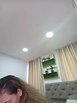 sasi_luna's Live XXX Chat