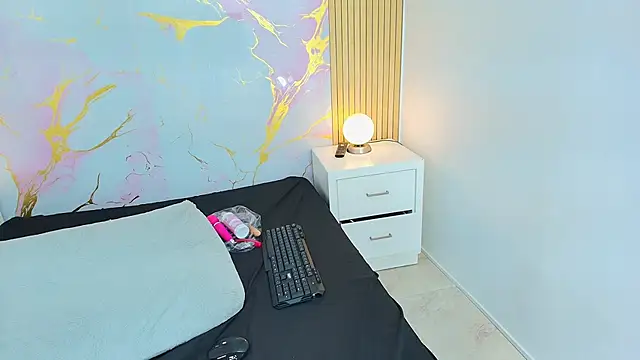 دردشة AprillRoss الجنسية المباشرة