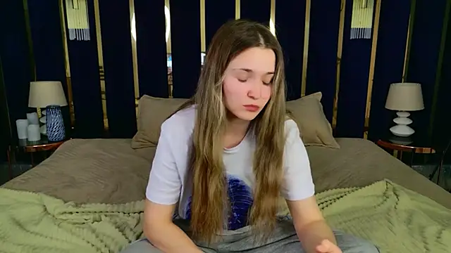 Lina_Sinerz élő XXX-chatje