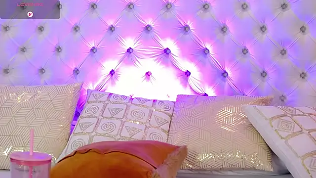 TamaraGreys Pertunjukan Webcam