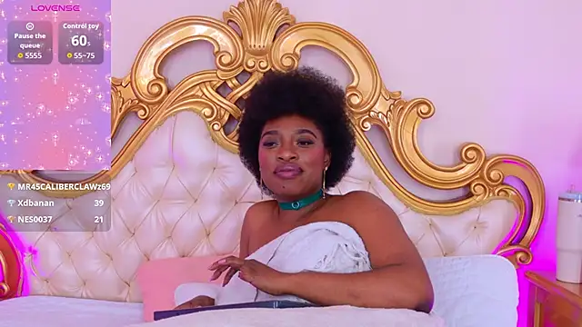 NatashaSilvers élő XXX-chatje