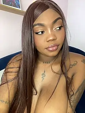 SarahBleer élő XXX-chatje