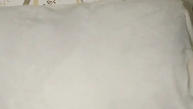 MelMooon – Naživo XXX chat