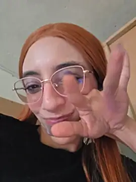 Dani-peggin 现场XXX聊天