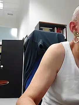 Emily_de_Carla ওয়েবক্যাম শ ো