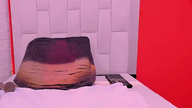 دردشة Demi_hot69 الجنسية المباشرة