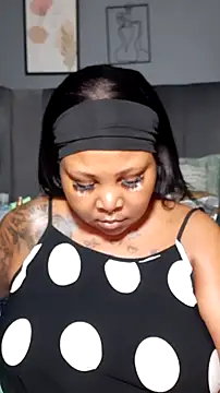 PearlSexxy69 现场XXX聊天