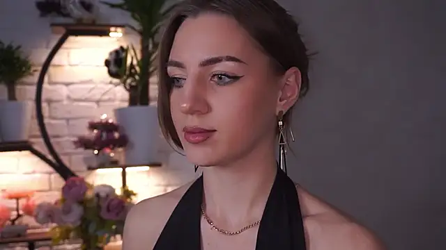 Nymara Live XXX Chat