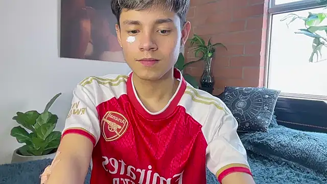 Andy_Belier23's Live XXX Chat