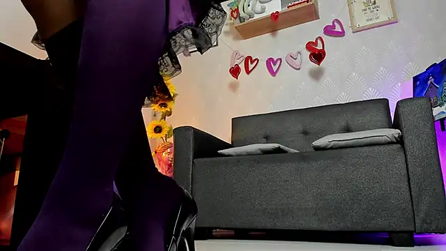 Alaia_Love77's Live XXX Chat