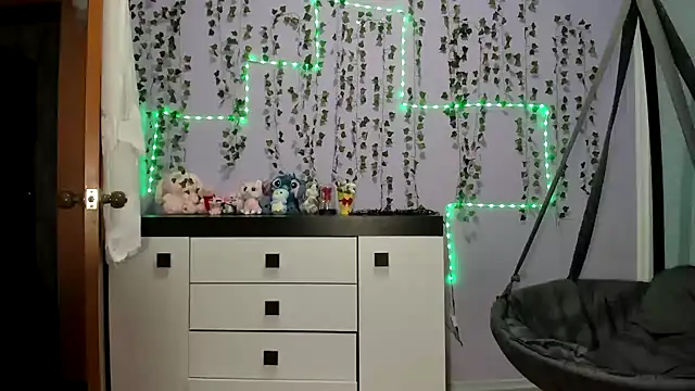 แชท XXX สดของ Yoonhee_ki