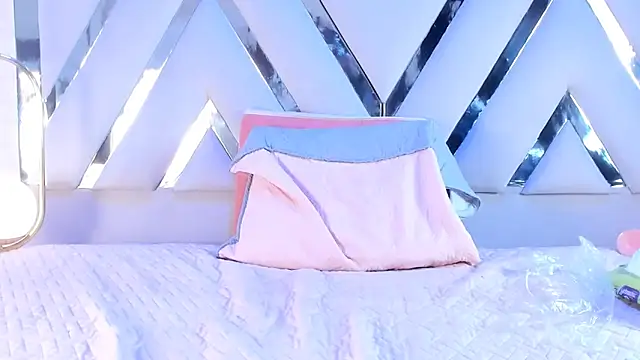 Chat +18 de AinoaNoire ao vivo