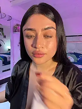 lucianaroy's Live XXX Chat