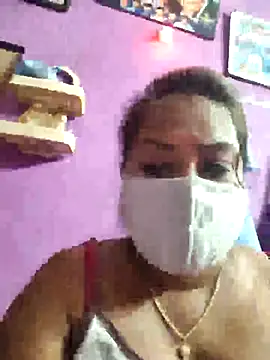 Tamil_Hot_Priyaのウェブカメラショー