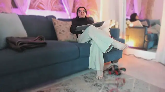 _Jade_16 Chat XXX live