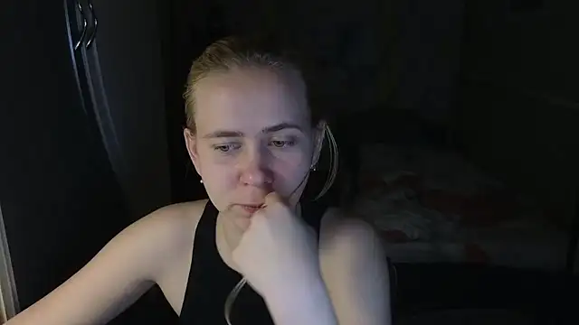 Riley_Roo élő XXX-chatje