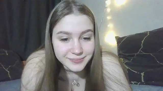 Chat +18 de yourhoney_Lola_ ao vivo