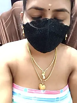 Chat XXX en directo de Tamil_Lotus