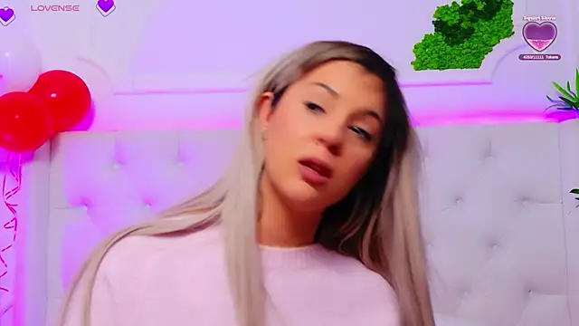 Chat +18 de AriannaSins ao vivo