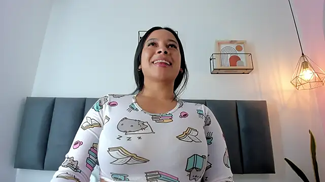 MaraOwen_'s Live XXX Chat