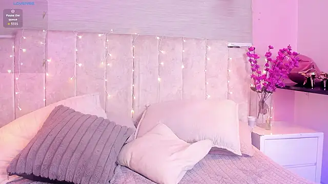 XXX chat uživo modela CatalinaSweett