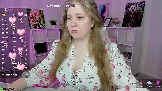 Megan_Violer Adlı Modelin Canlı XXX Sohbeti