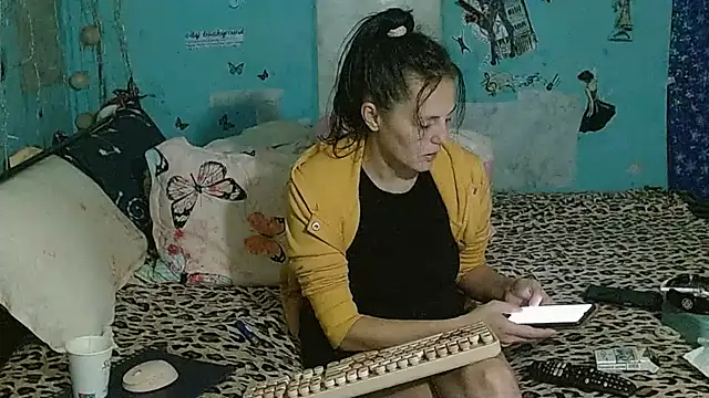 brighteyes77 Live XXX Chat