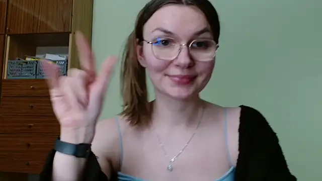 LooveELLYx: онла йн-секс-чат