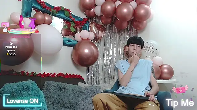 LiamBrown09 Live XXX-Chat