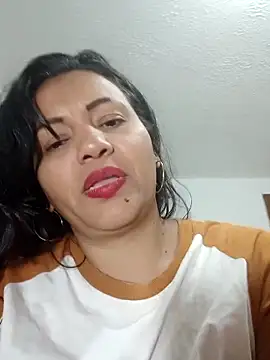 agatha_sluttylatina – Naživo XXX chat