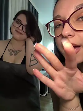 Chat XXX en directo de BunnyMelon