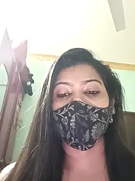 Czat XXX na żywo – SANAYA_ROY