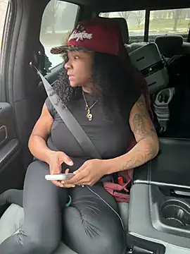 Chat XXX en directo de HaloRodeoLover2