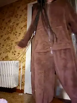 bellapaty: онлайн-секс-чат