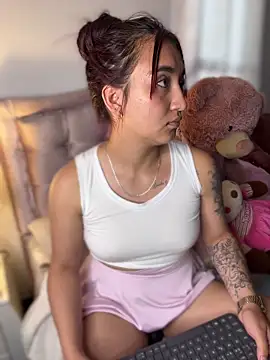 _Tammyy Chat XXX in diretta